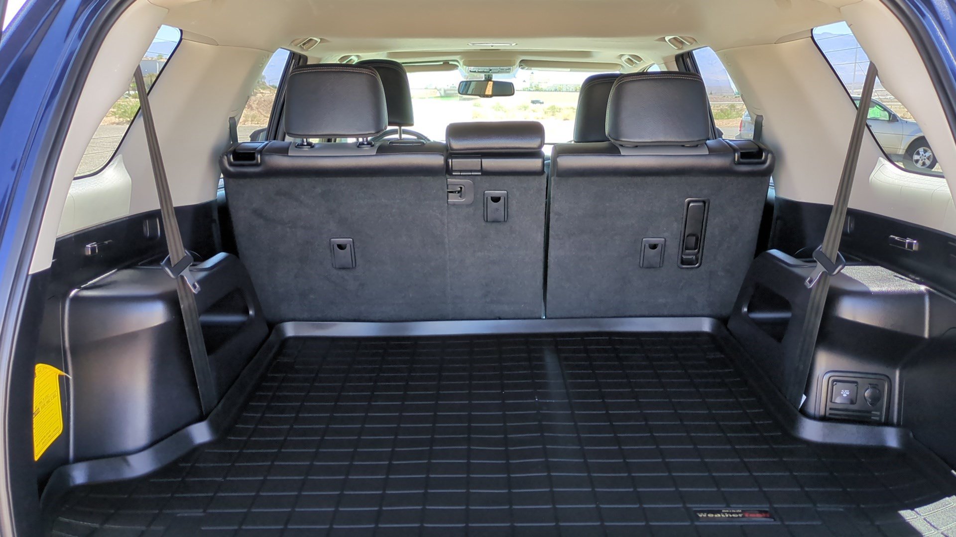 Used 2017 Toyota 4Runner SR5 Premium AWD/4WD image 27