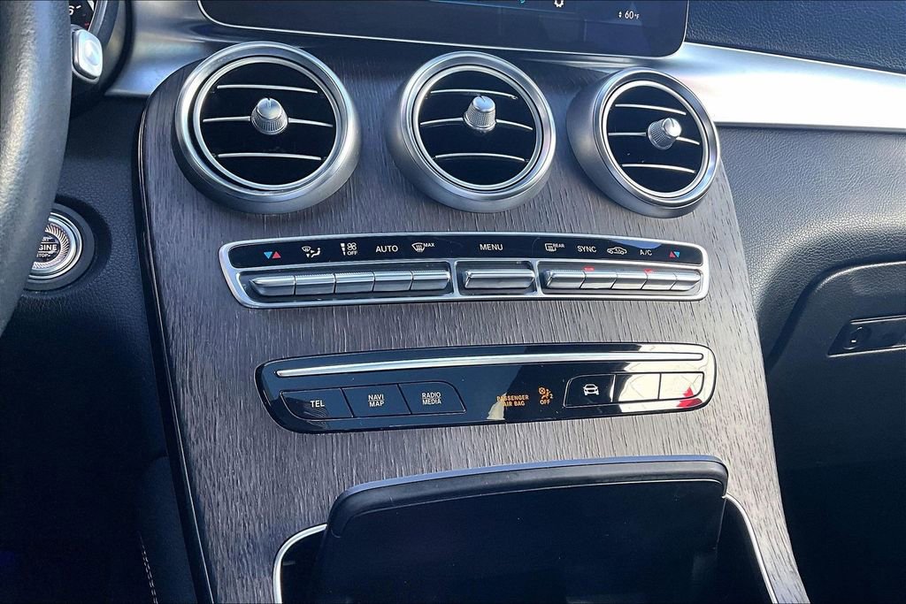 Used 2020 Mercedes-Benz GLC 300 4MATIC image 14