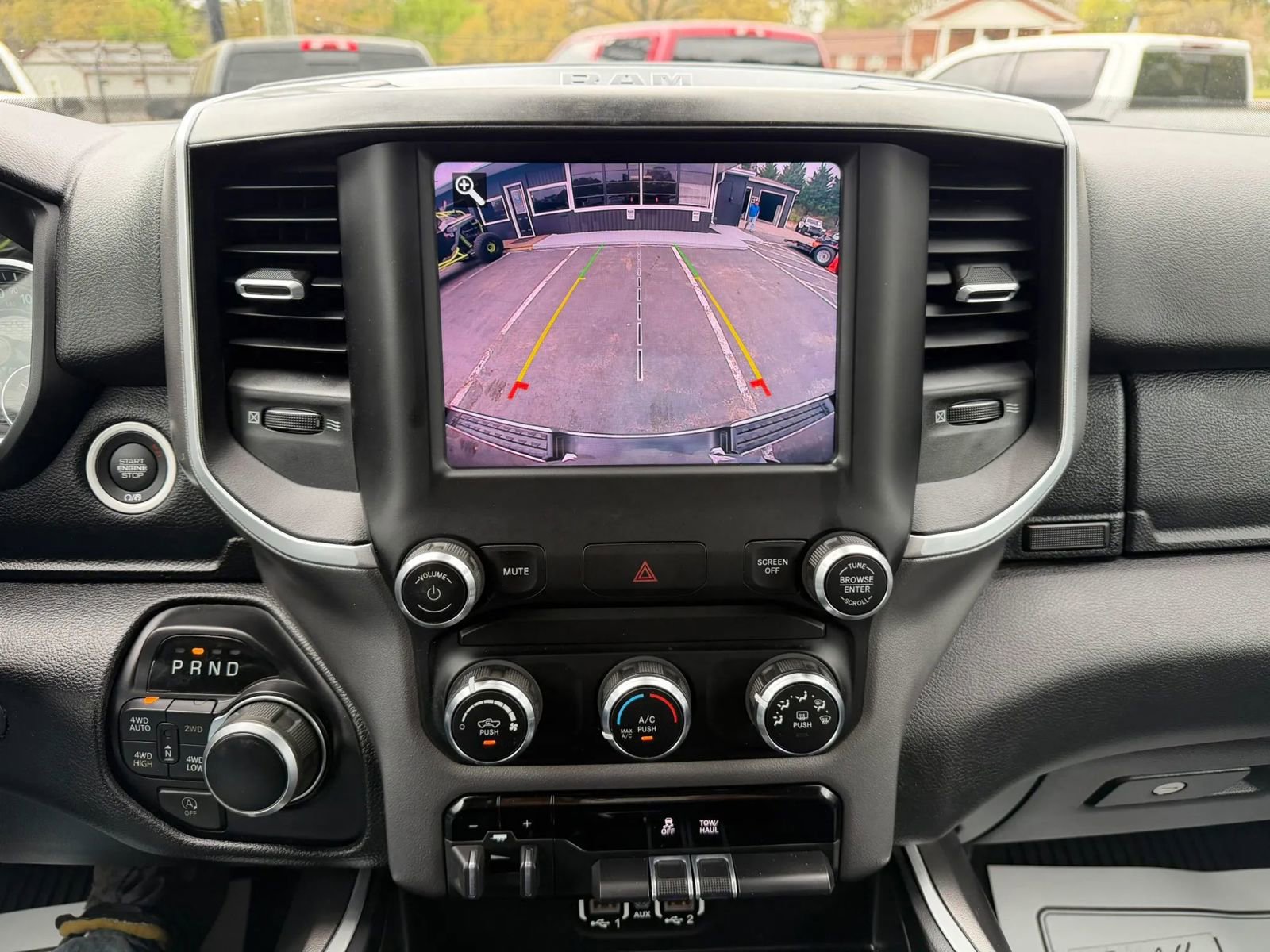Used 2021 RAM 1500 Lone Star AWD/4WD image 19