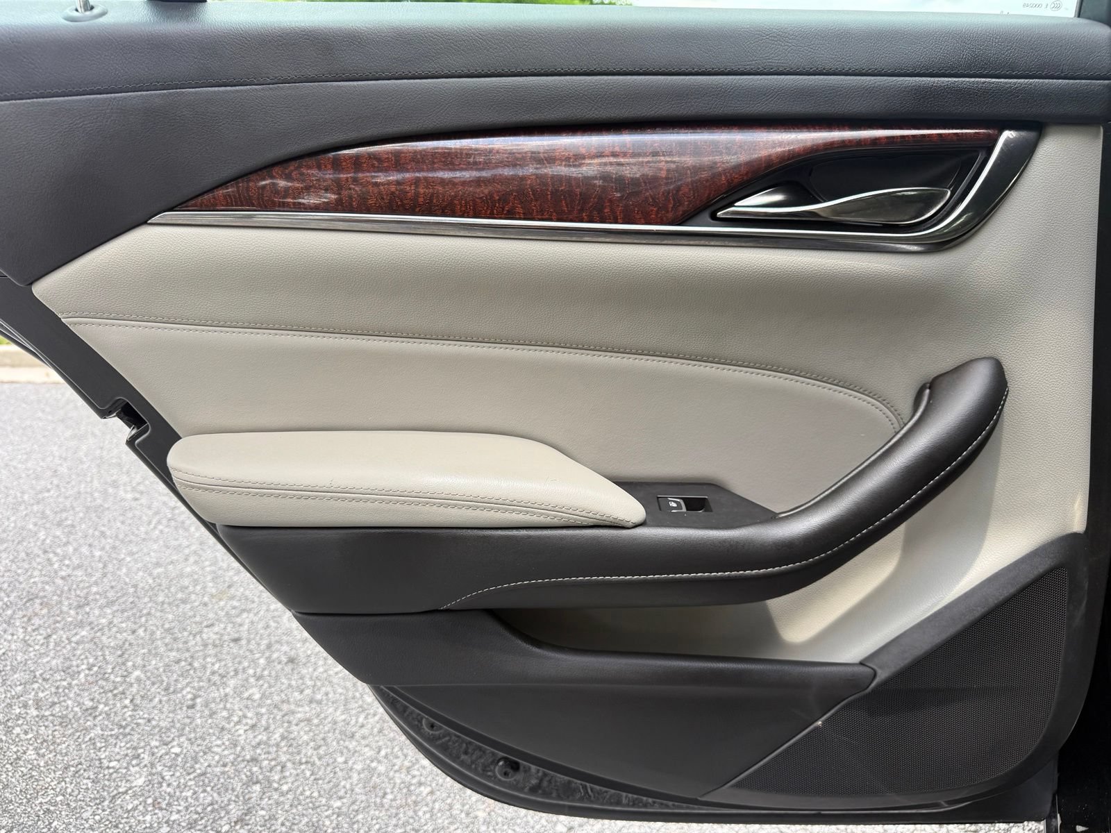 Used 2019 Cadillac CTS Sedan RWD image 46