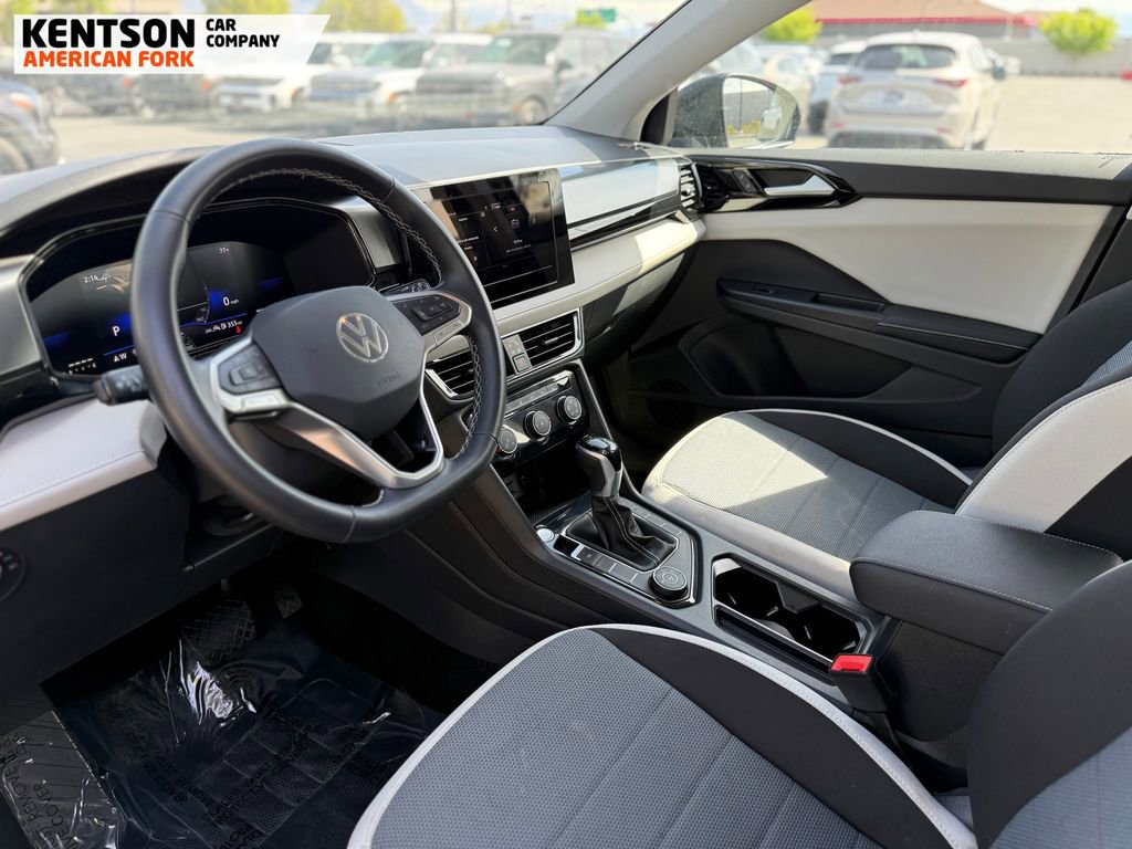 Used 2025 Volkswagen Taos S AWD/4WD image 31