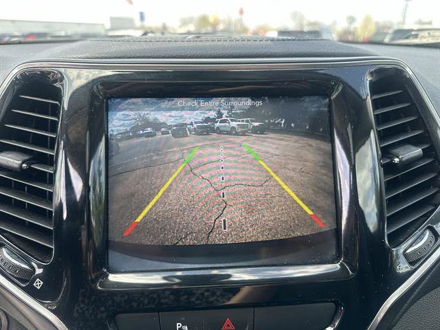 Used 2019 Jeep Cherokee Limited AWD/4WD image 22