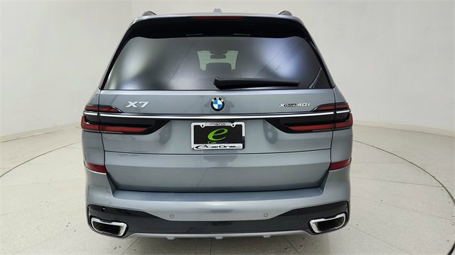 Used 2023 BMW X7 xDrive40i w/ M Sport Package image 5