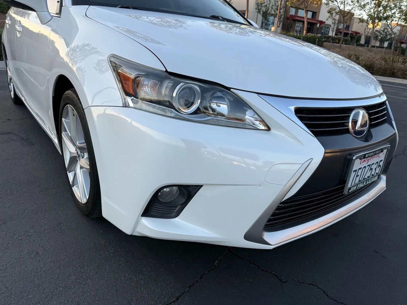 Used 2014 Lexus CT 200h Premium image 16