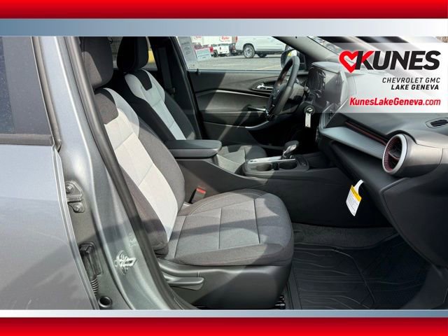 New 2026 Chevrolet Trax RS w/ Driver Confidence Package image 19