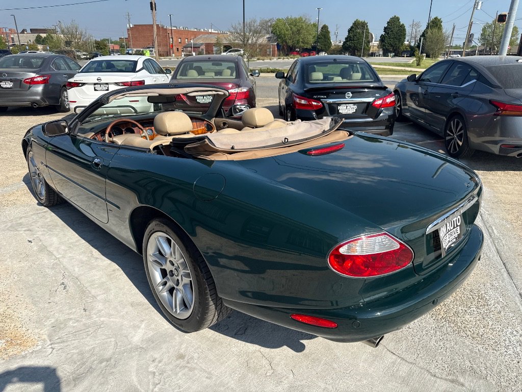 Used 2002 Jaguar XK8 Convertible image 16