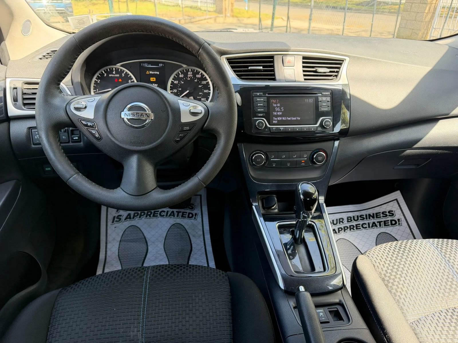 Used 2016 Nissan Sentra SR FWD image 16