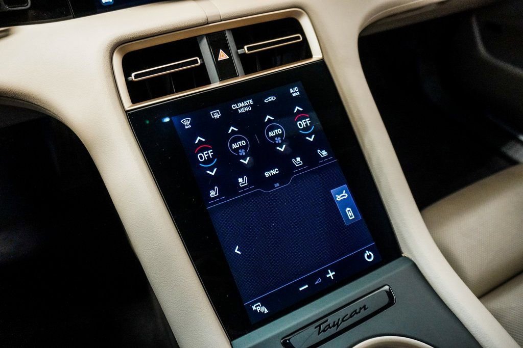 Used 2023 Porsche Taycan 4S w/ Premium Package image 41