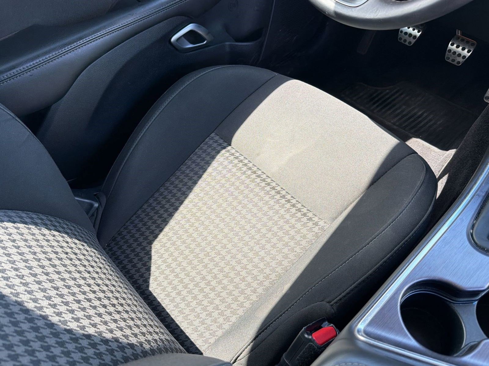 Used 2018 Dodge Challenger R/T Scat Pack w/ Dynamics Package image 26