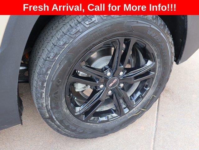 Certified 2022 GMC Terrain AT4 w/ Infotainment Package II AWD/4WD image 40