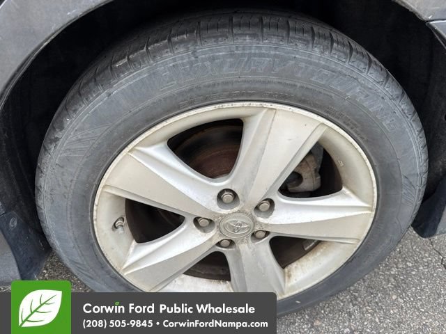 Used 2011 Toyota Camry SE w/ SE Extra-Value Pkg #1 FWD image 14