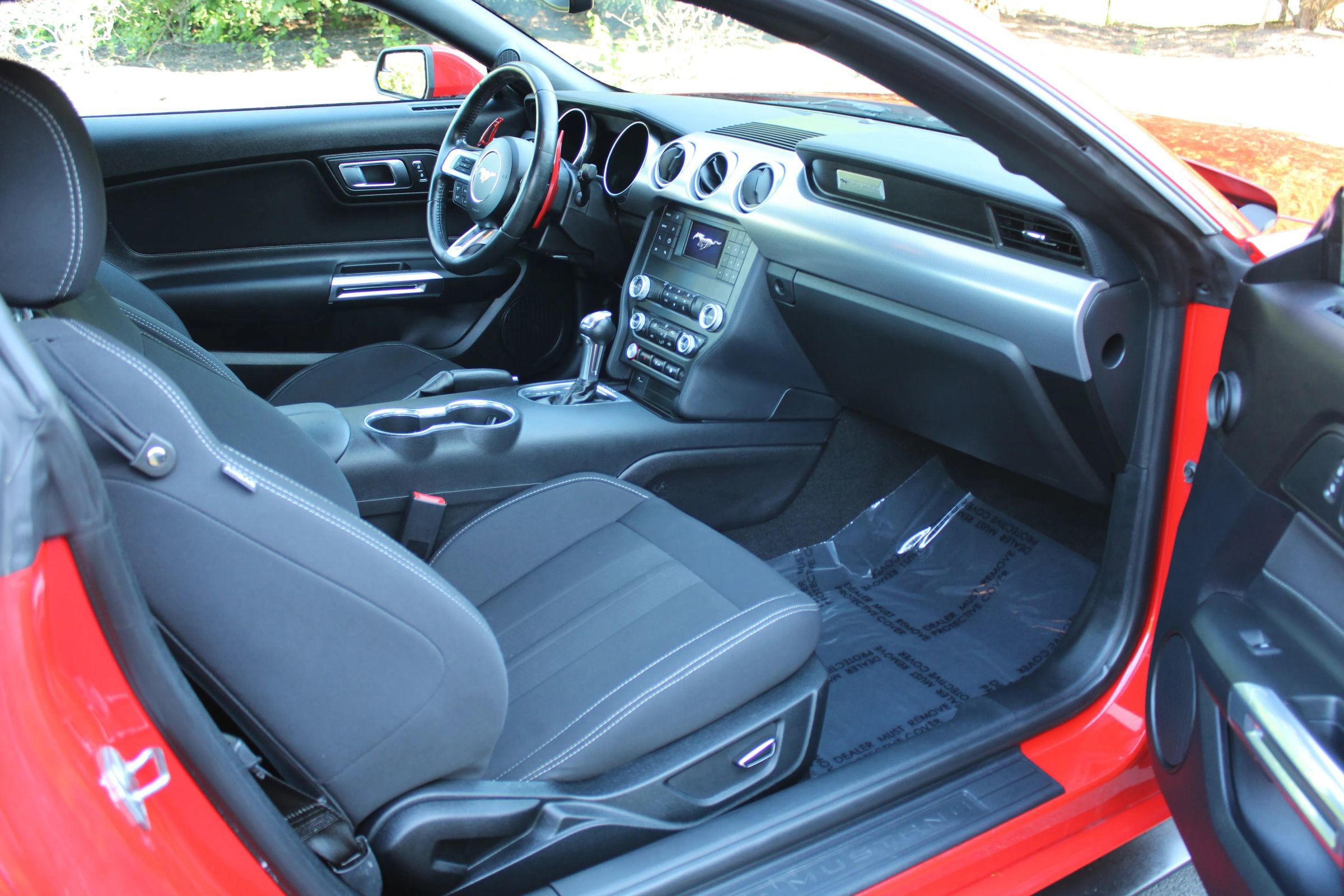 Used 2019 Ford Mustang GT w/ Black Accent Package RWD image 27