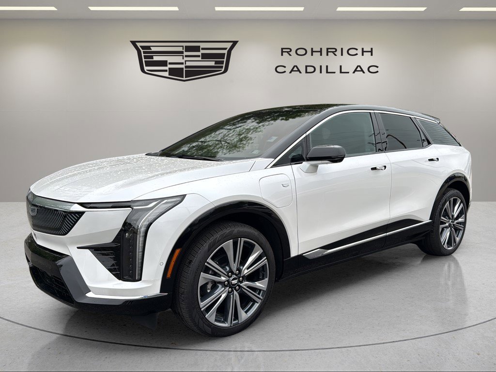 Certified 2025 Cadillac Optiq Luxury 2
