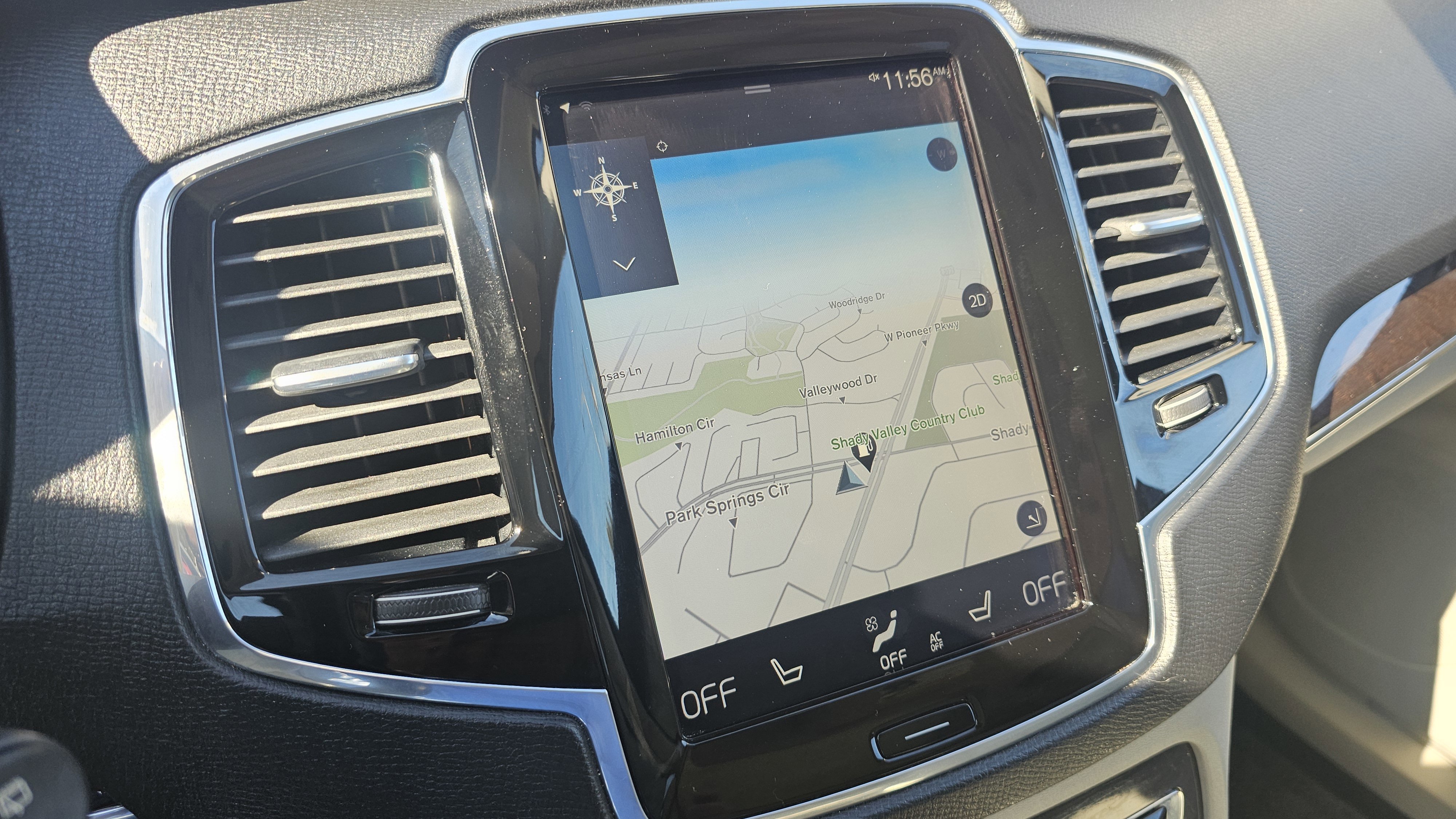 Used 2017 Volvo XC90 T6 Momentum w/ Vision Package image 36