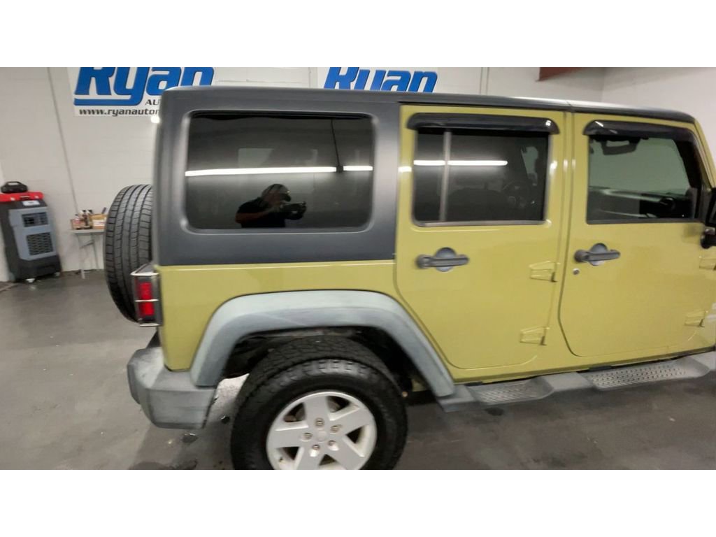 Used 2013 Jeep Wrangler Unlimited Sport image 9