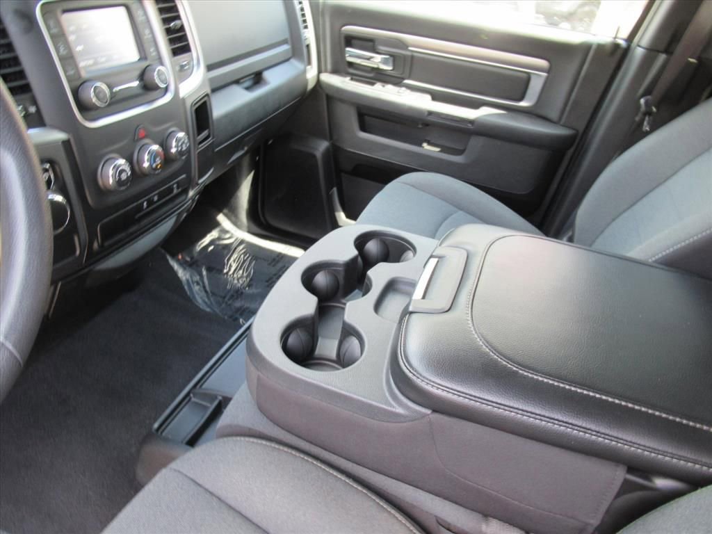 Used 2024 RAM 1500 Classic Warlock RWD image 15