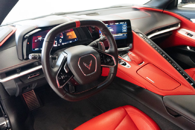 Used 2021 Chevrolet Corvette Stingray Preferred Cpe w/ Z51 Performance Package RWD image 8