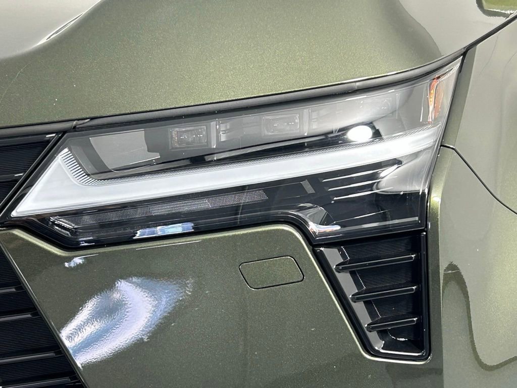 Used 2024 Lexus GX 550 w/ Accessory Package (2T) AWD/4WD image 3