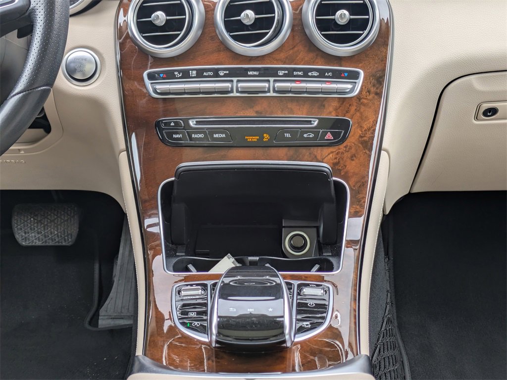 Used 2018 Mercedes-Benz GLC 300 image 24