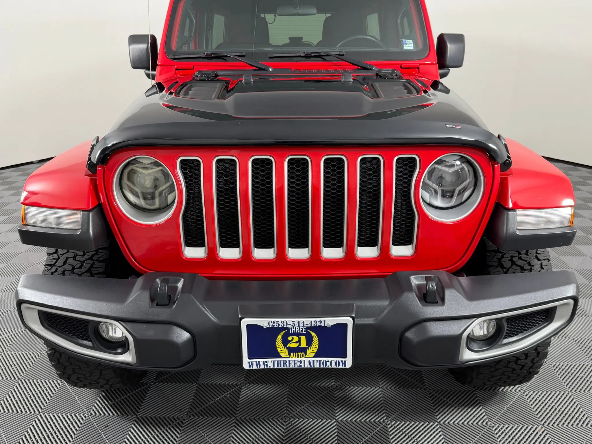Used 2020 Jeep Wrangler Unlimited Sahara AWD/4WD image 4