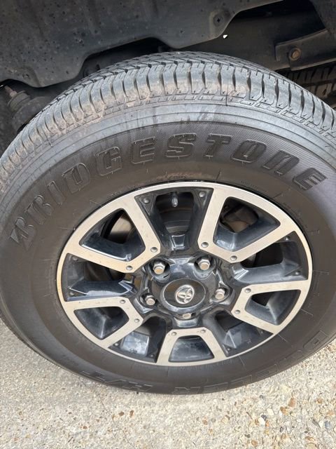 Used 2016 Toyota Tundra Limited image 18