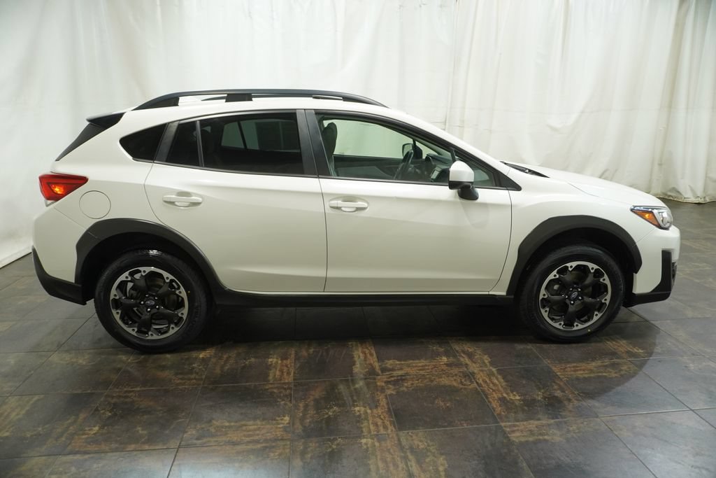 Used 2021 Subaru Crosstrek 2.0i Premium w/ Moonroof Package AWD/4WD image 4