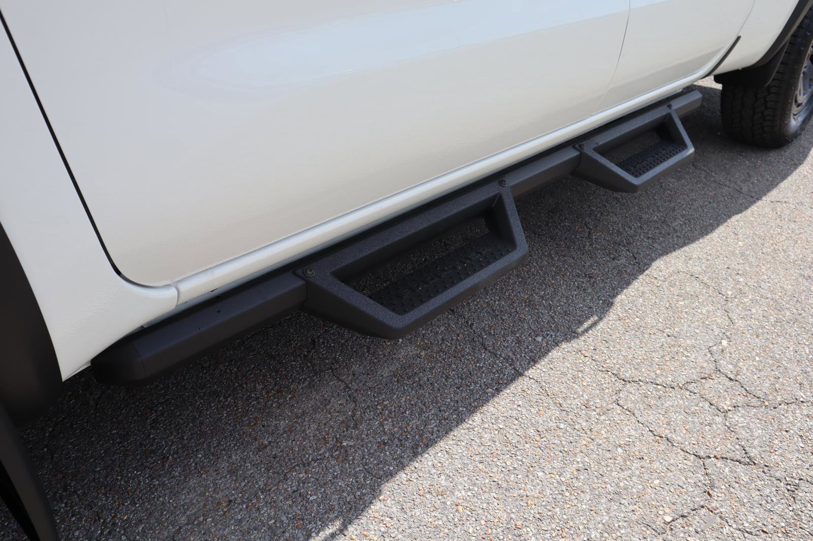 New 2026 Nissan Frontier SV image 4