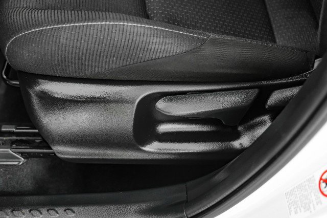 Used 2019 Toyota C-HR LE image 25