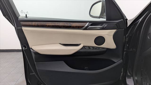Used 2016 BMW X3 xDrive28i AWD/4WD image 13