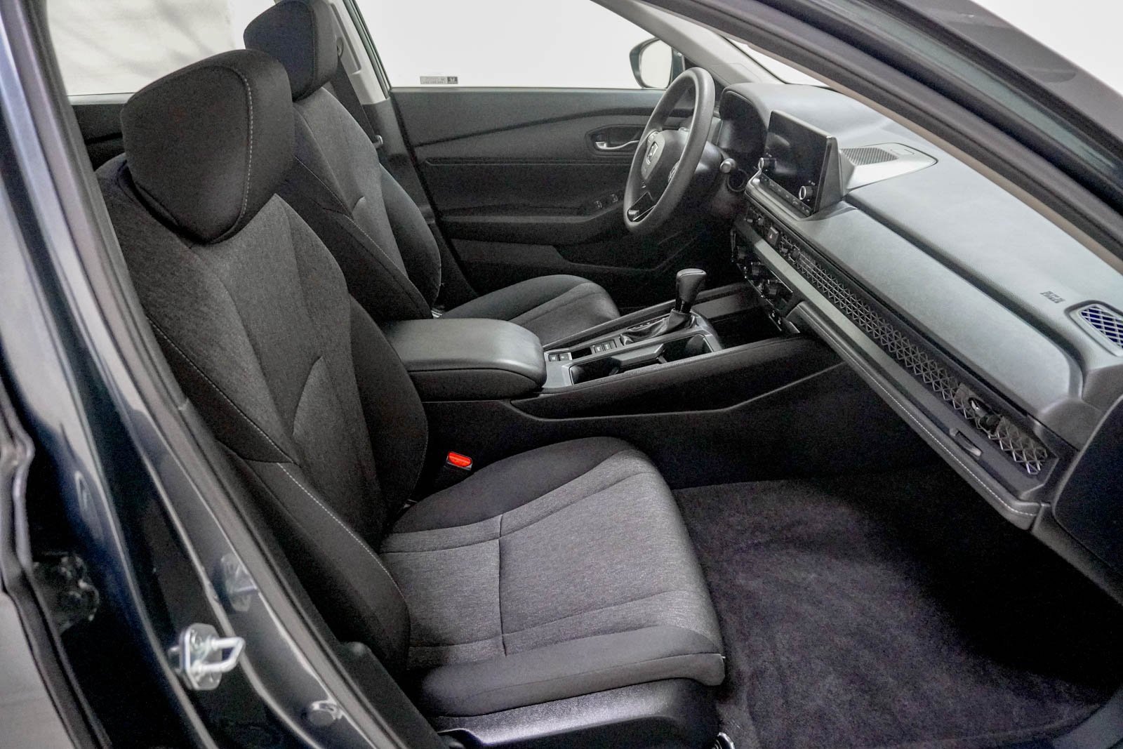 Used 2023 Honda Accord LX image 29