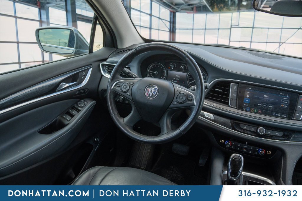 Used 2020 Buick Enclave Premium AWD/4WD image 18