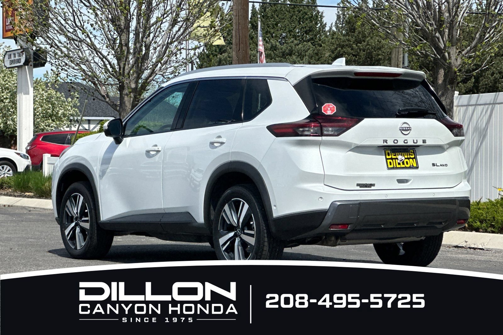 Used 2026 Nissan Rogue SL AWD/4WD image 9
