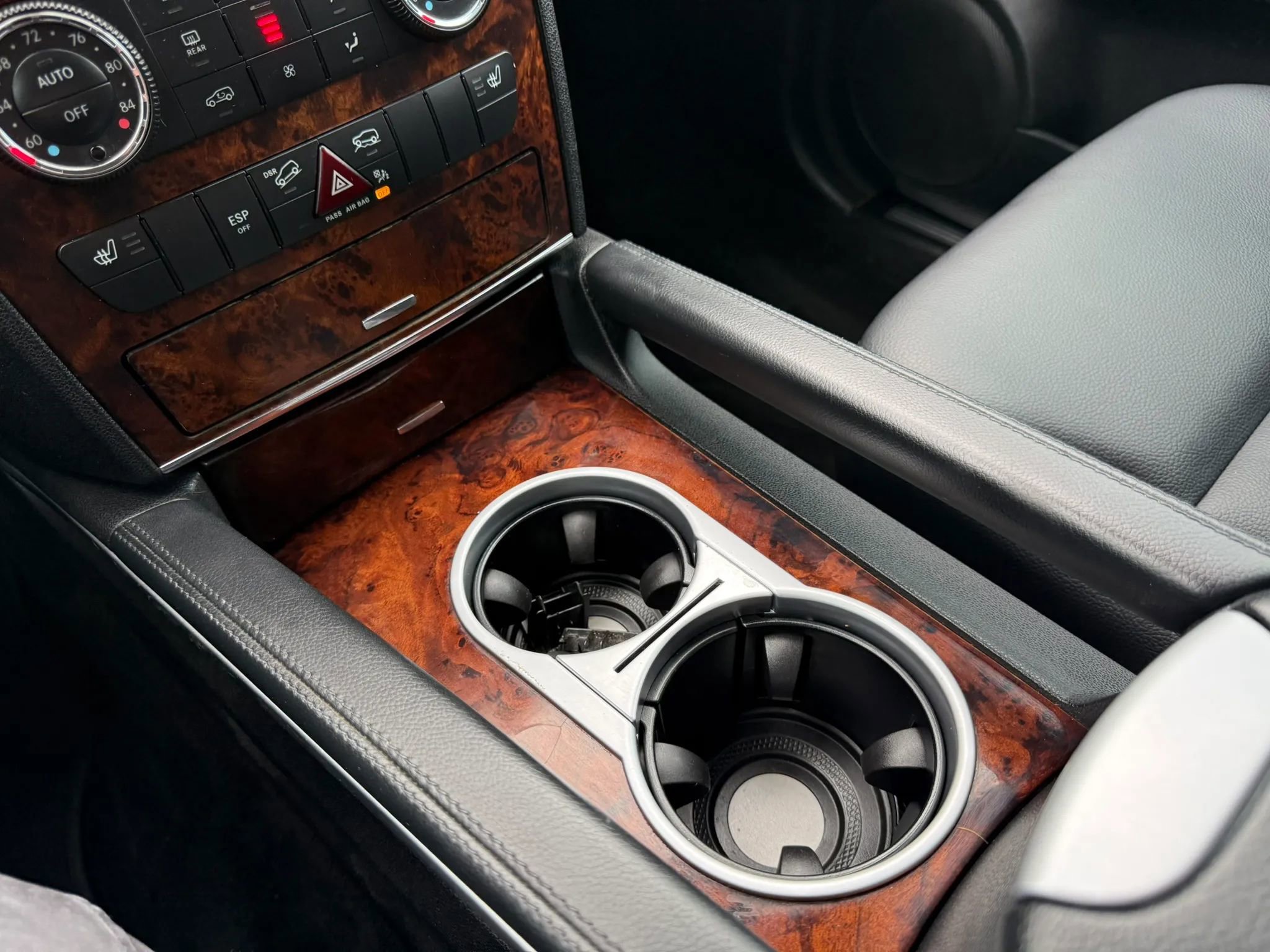 Used 2010 Mercedes-Benz ML 550 4MATIC image 22