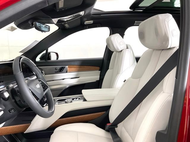 New 2026 Cadillac Vistiq Luxury w/ LPO, Floor Liner Package image 28