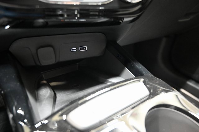 New 2026 Chevrolet Trax ACTIV w/ Sunroof Package image 20