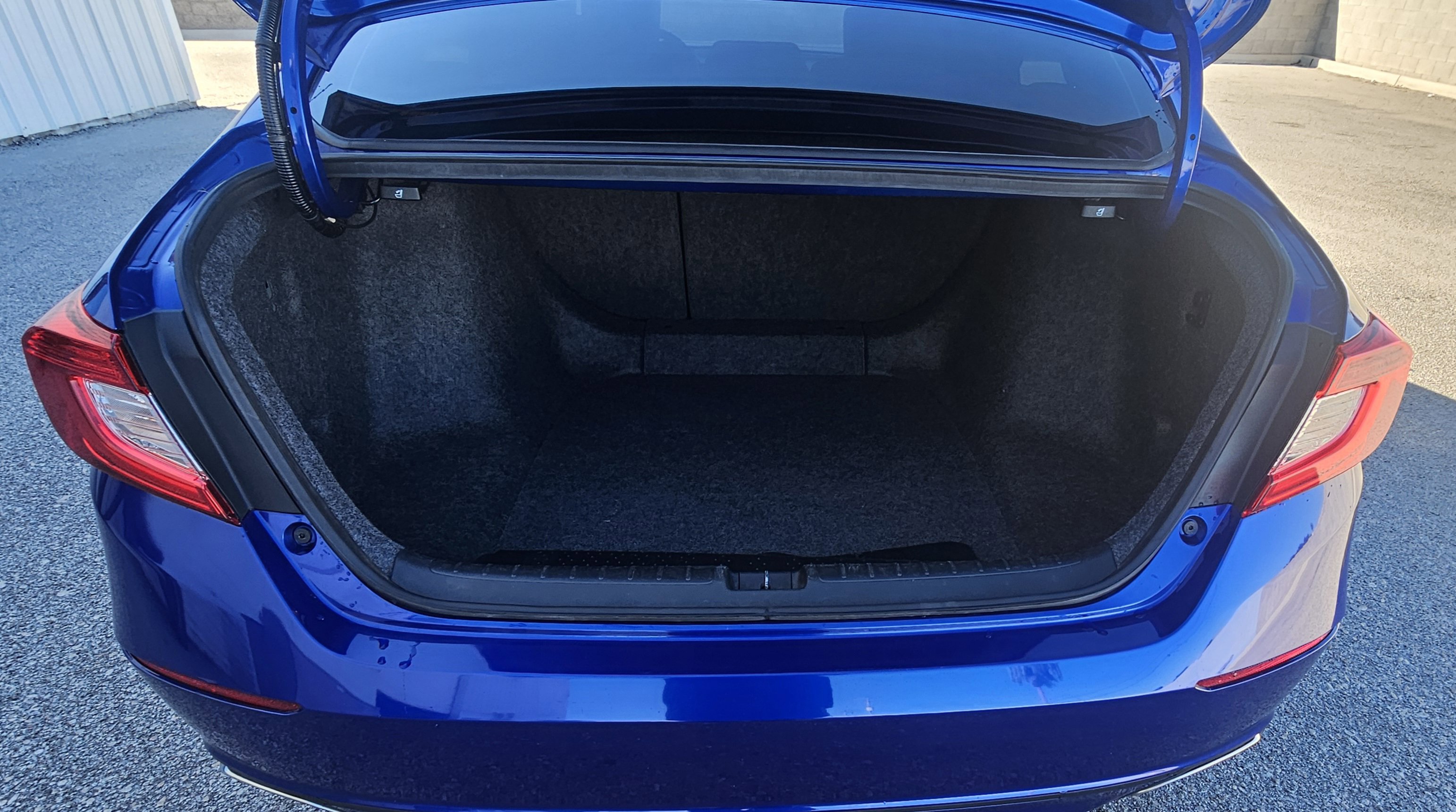 Used 2018 Honda Accord Sport image 23