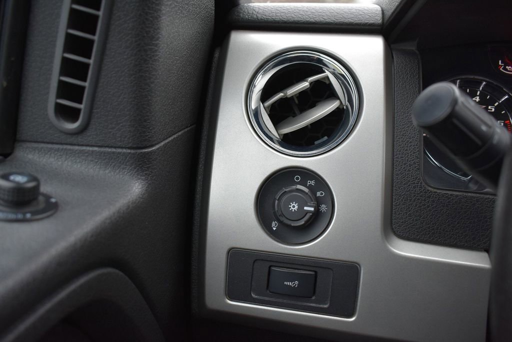Used 2014 Ford F150 FX4 w/ Equipment Group 402A Luxury image 25