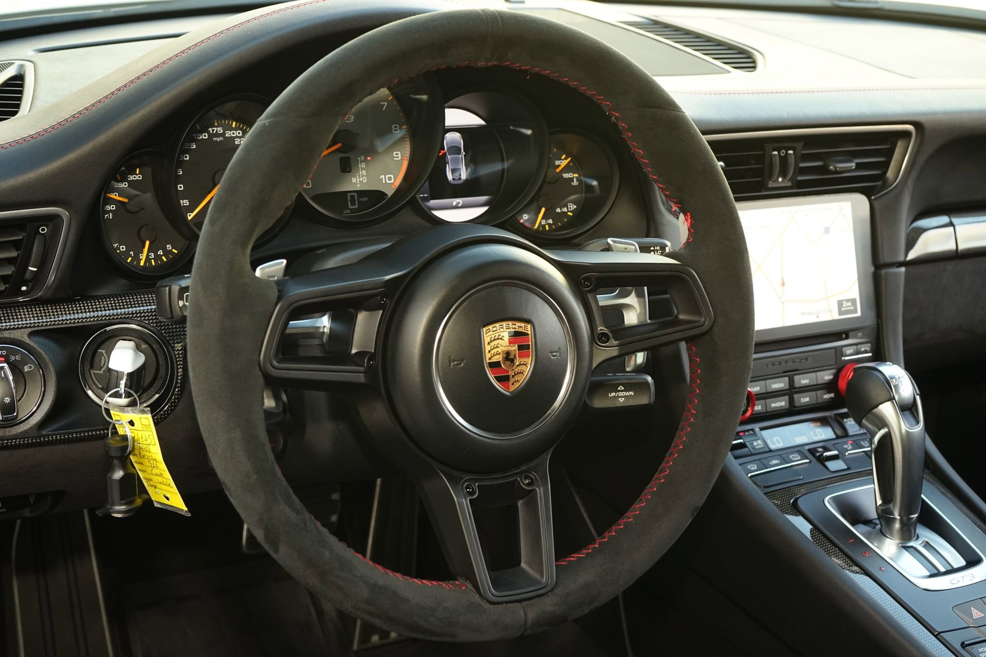 Used 2018 Porsche 911 GT3 RWD image 13