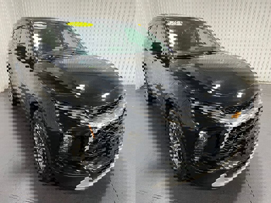 Used 2023 Chevrolet Blazer LT image 18