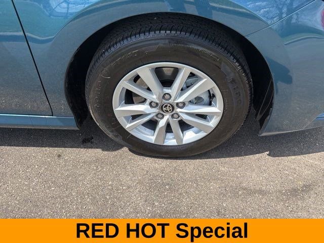 Used 2025 Toyota Camry LE image 43