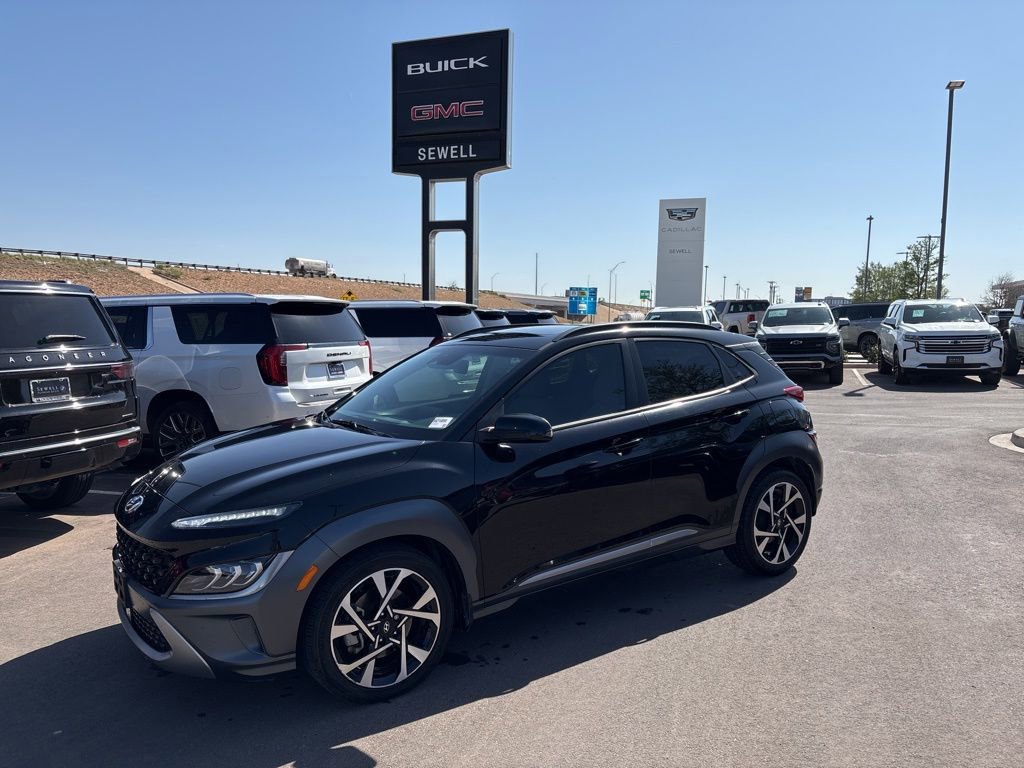 Used 2022 Hyundai Kona Limited FWD image 1