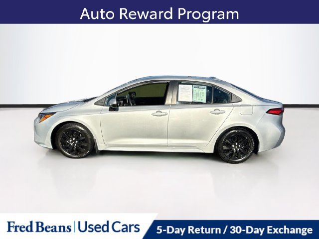 Used 2020 Toyota Corolla LE FWD image 5