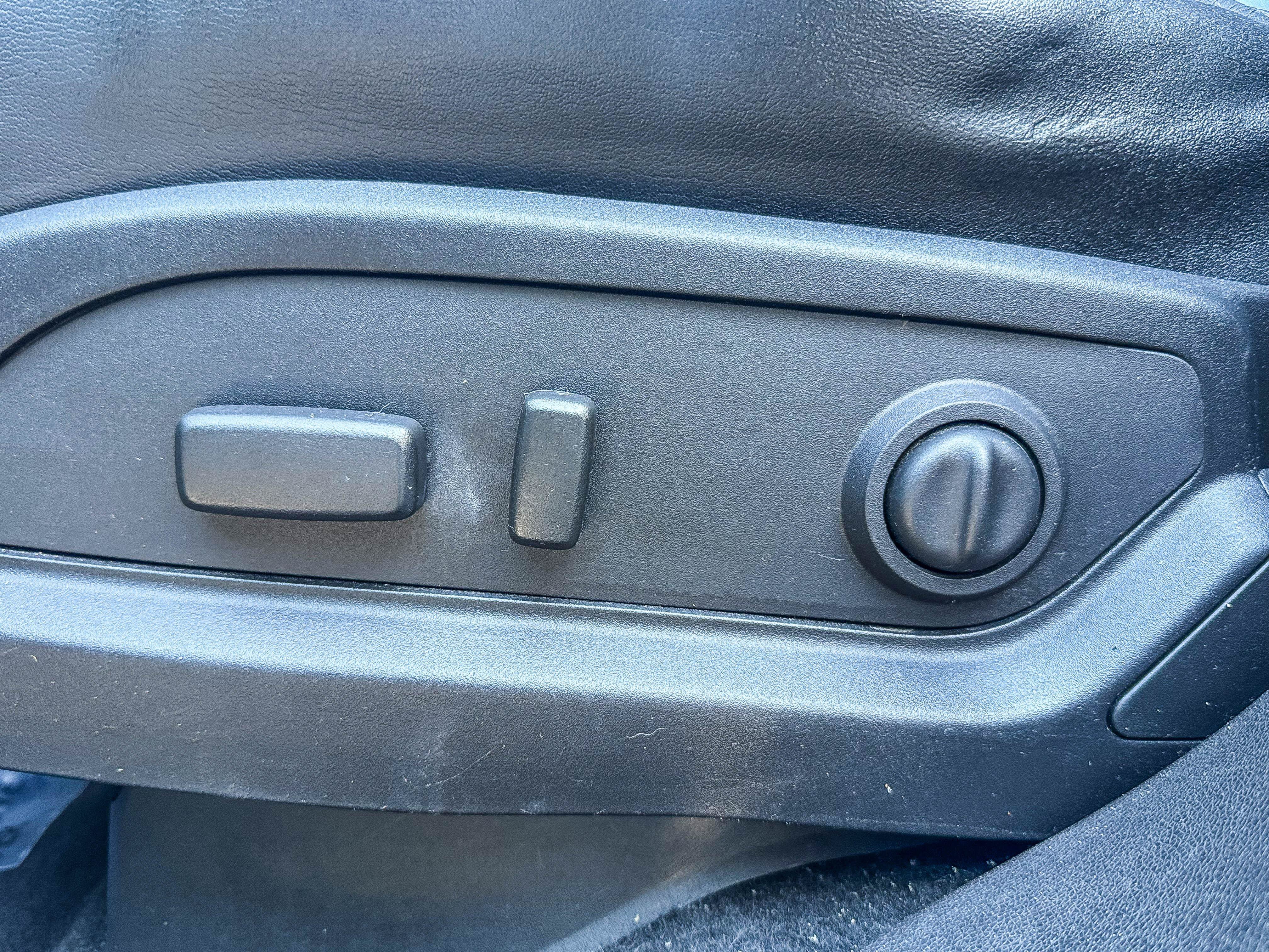 Used 2014 GMC Acadia SLT FWD image 22