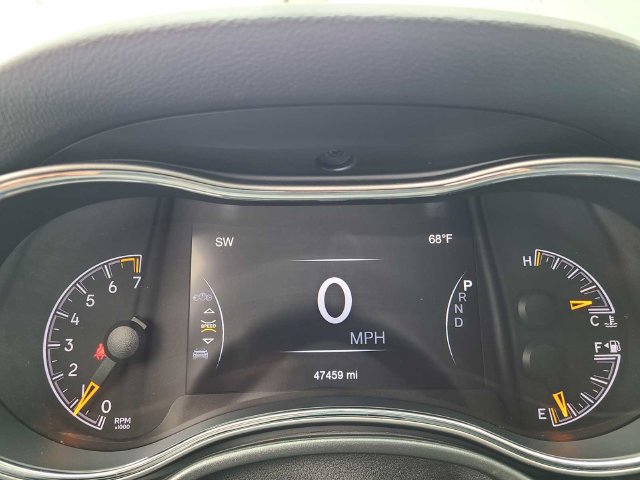 Used 2021 Jeep Grand Cherokee Limited AWD/4WD image 26