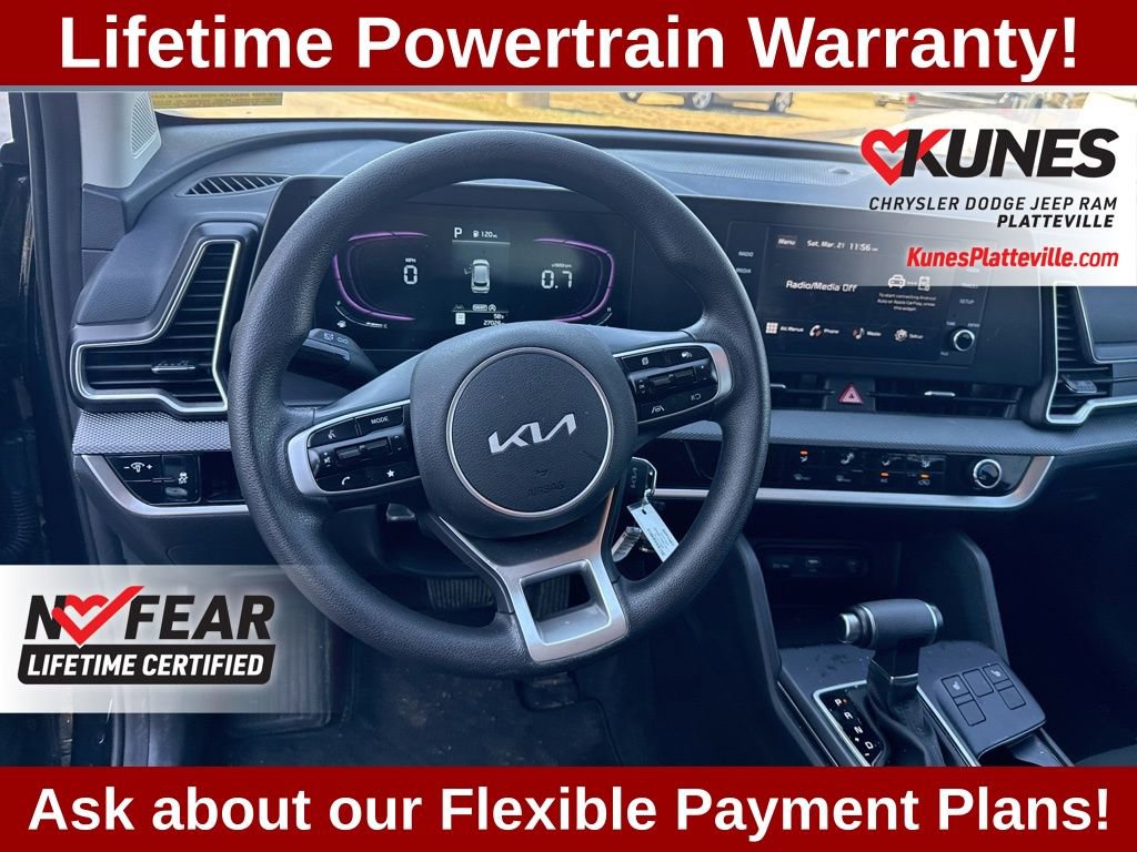 Used 2025 Kia Sportage LX image 15