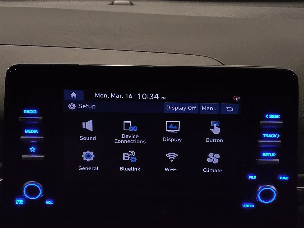 Used 2021 Hyundai Ioniq SE FWD image 25