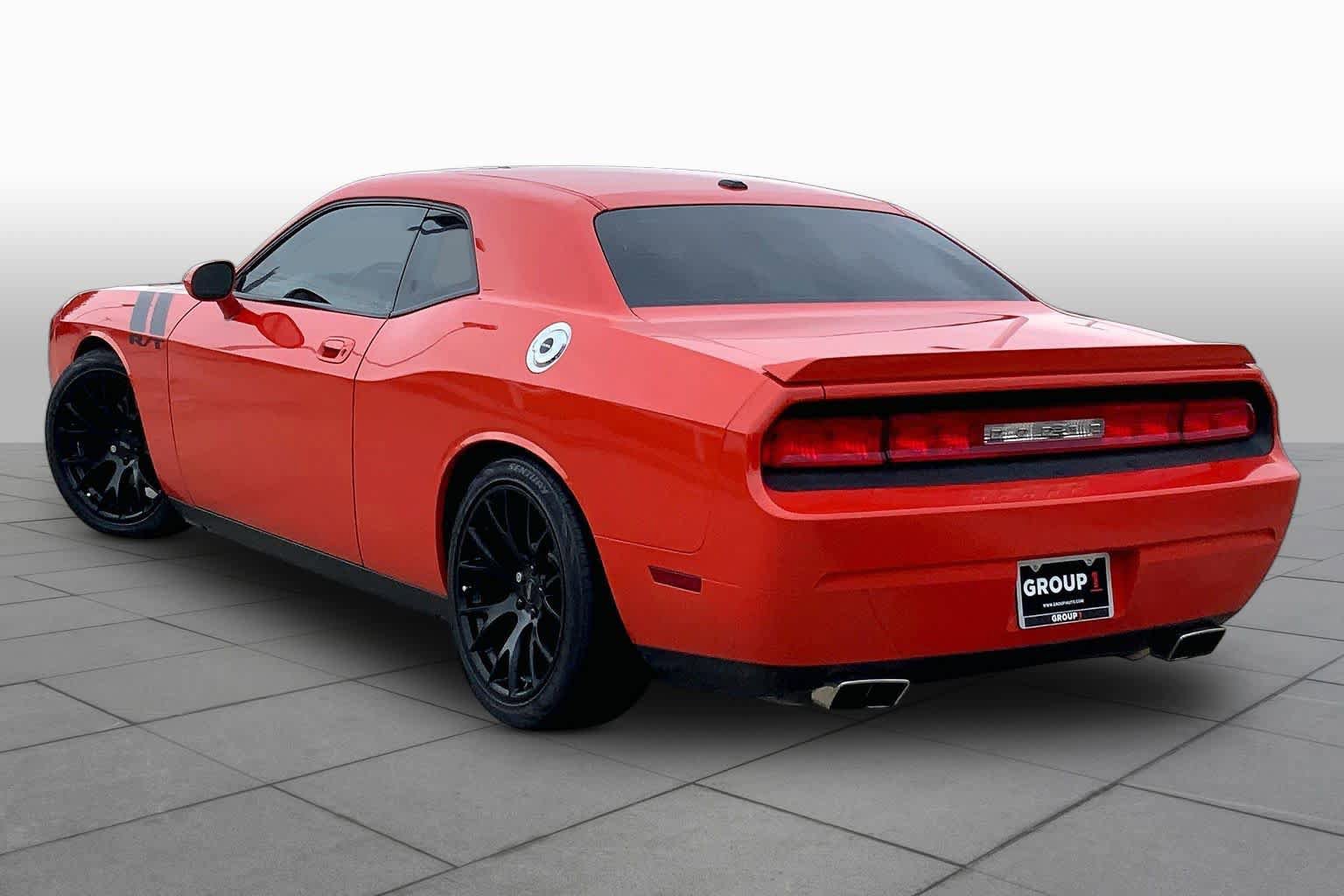 Used 2009 Dodge Challenger R/T RWD image 9