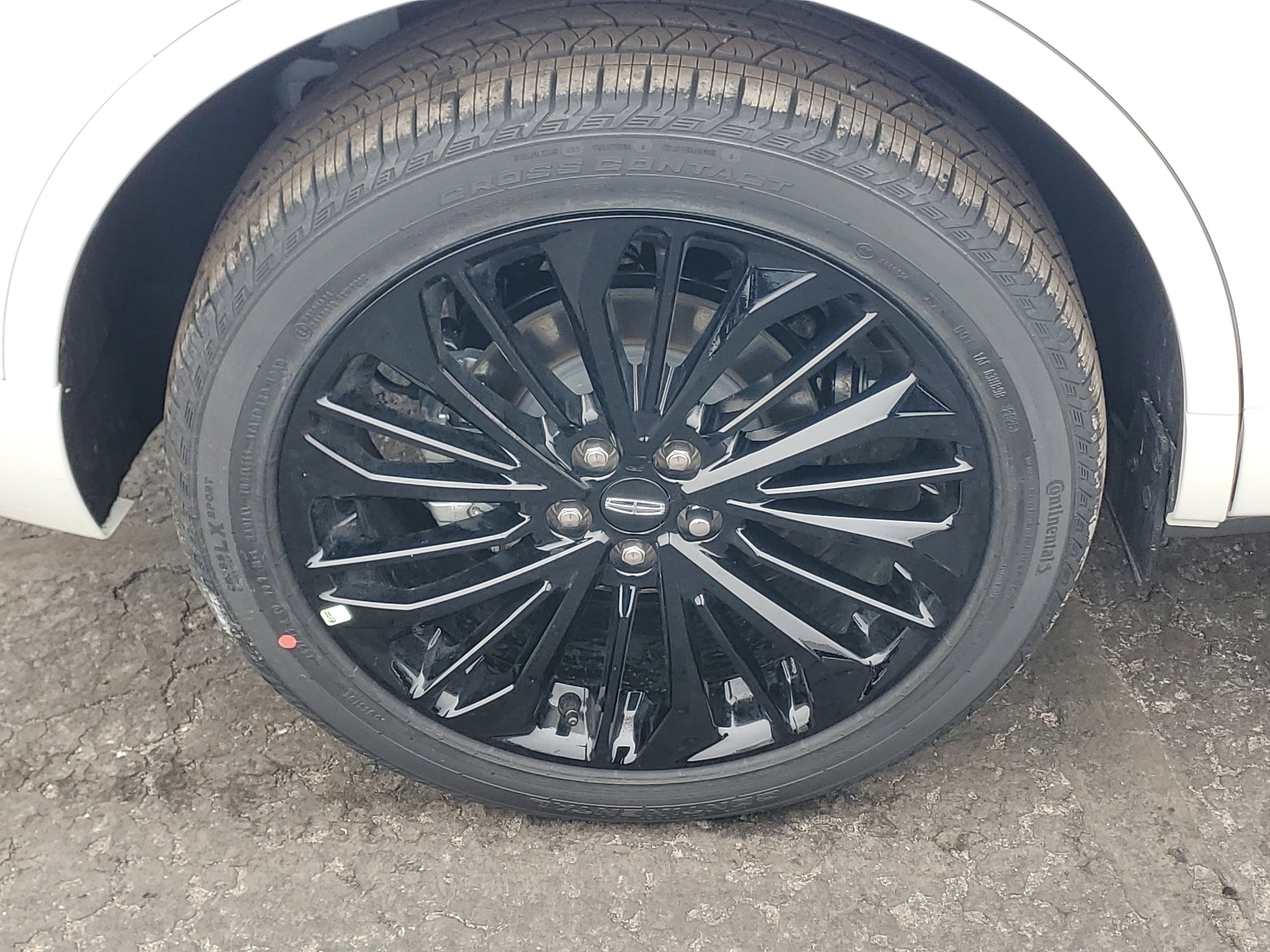 New 2026 Lincoln Corsair Premiere image 5