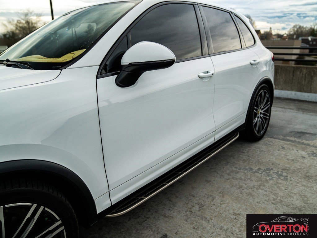 Used 2015 Porsche Cayenne S image 37