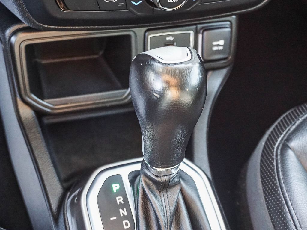 Used 2018 Jeep Renegade Limited w/ Safety & Security Group FWD image 22